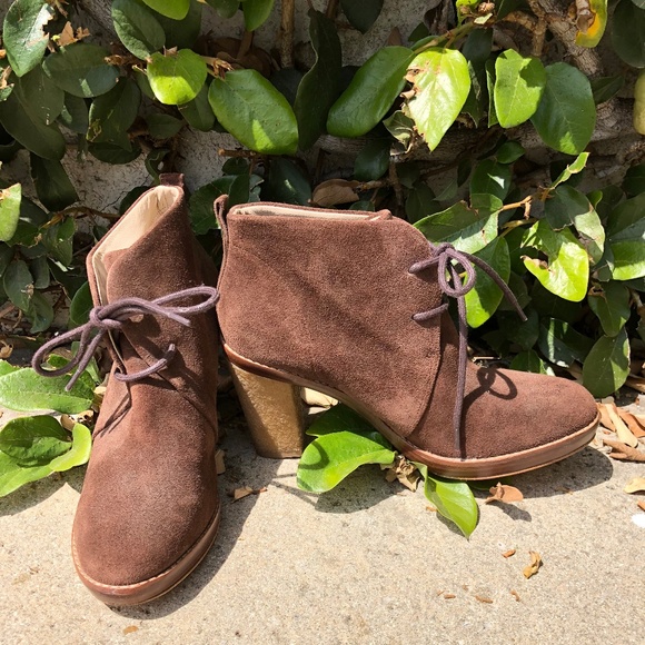 Micheal Kors boots - Picture 1 of 4